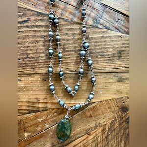 Vintage sterling Silver Tahitian Black Pearl and Labradorite necklace